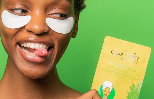 Stay youthful with glowing skin and bright eyes using an under eye gel mask